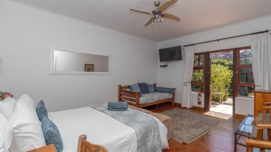 7 Bedroom Property for Sale in Westcliff Western Cape